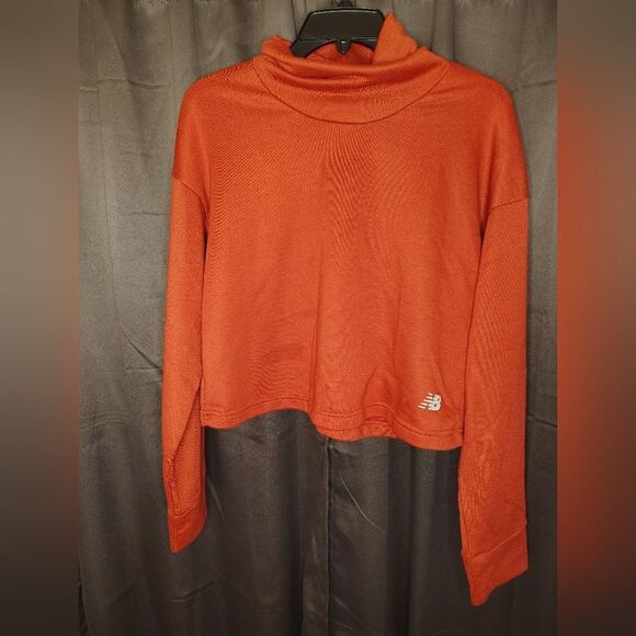 New Balance Burgundy Turtleneck Sweater - Picture 2 of 9